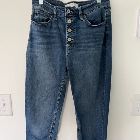 KanCan button fly skinny jeans with distressed ankle - Picture 1 of 5